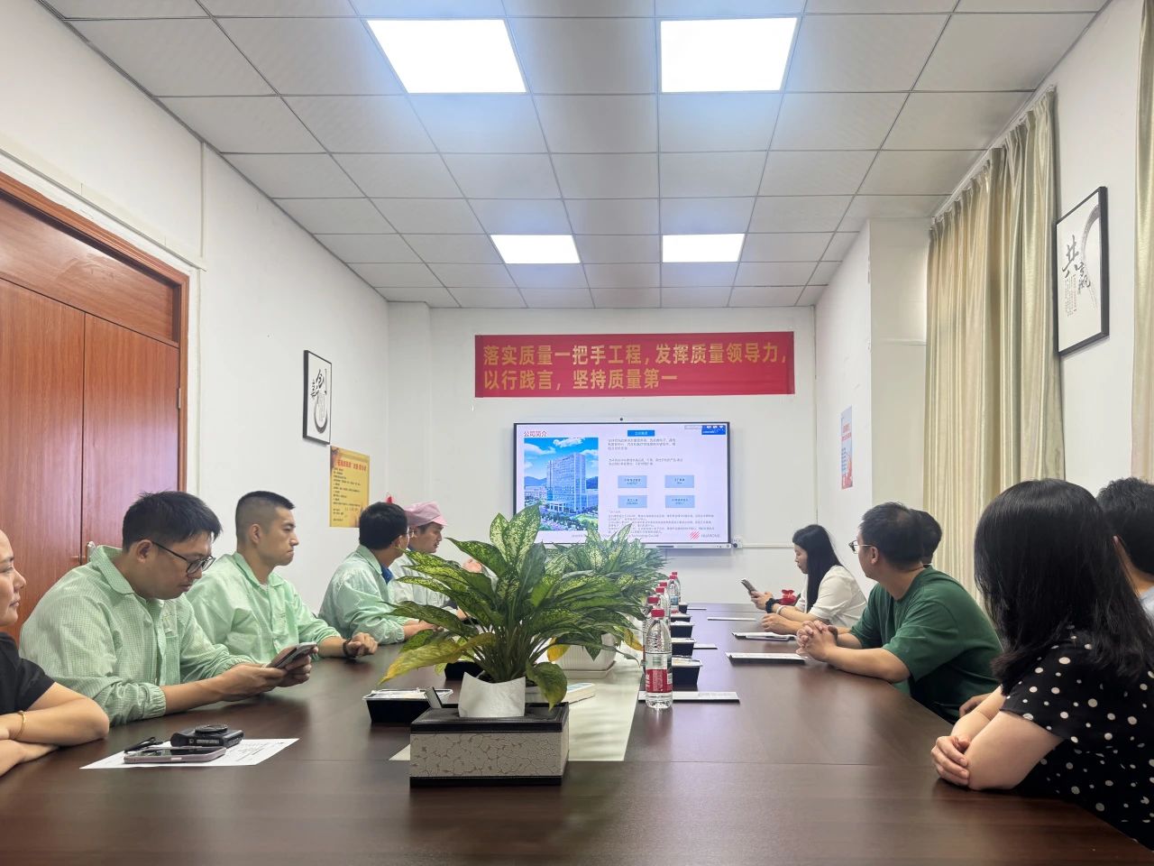 走進華為丨搭建優質溝通平臺 共探寧夏數字能源新未來